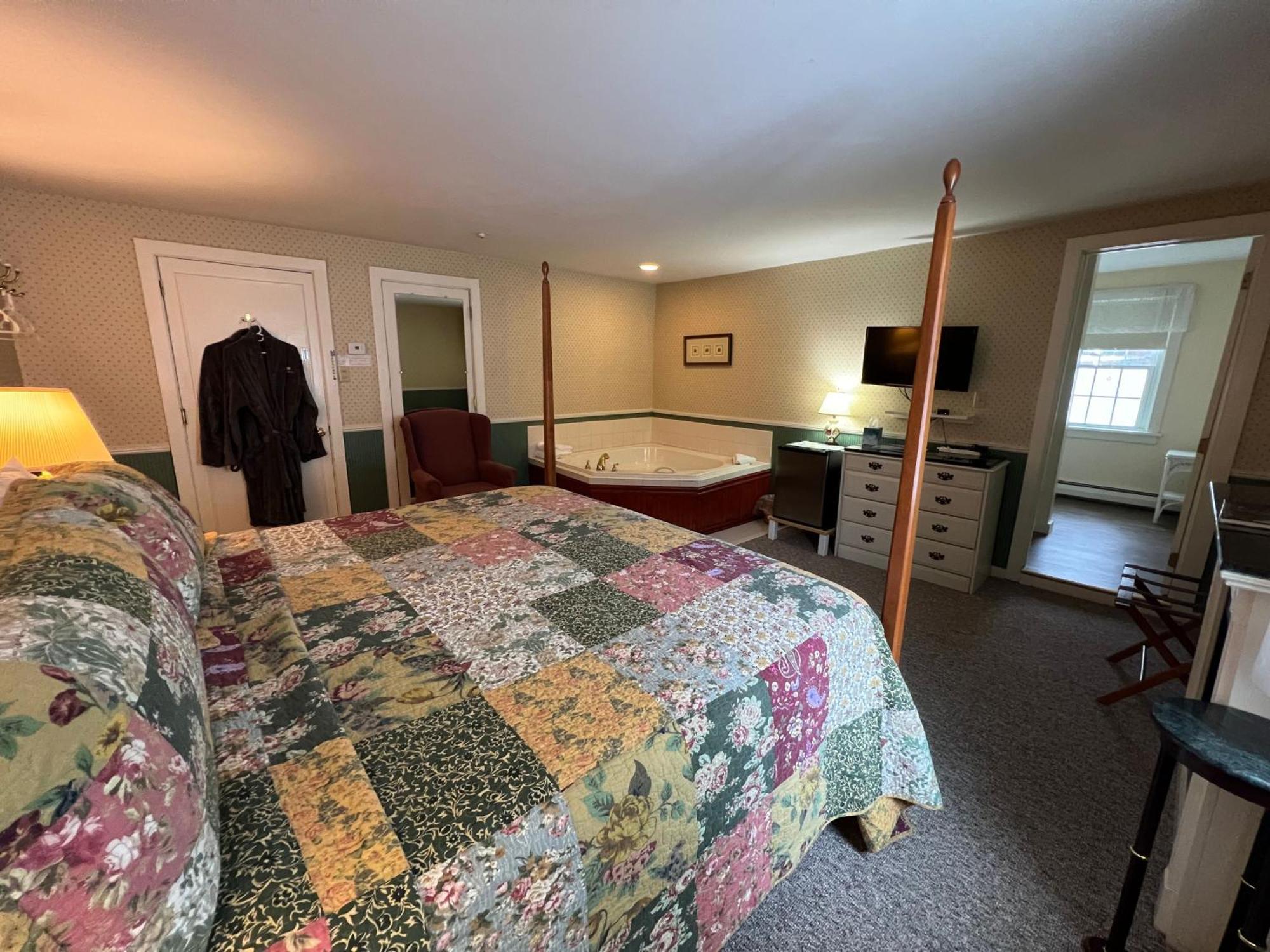 Echo Lake Inn (Adults Only) Plymouth Bagian luar foto