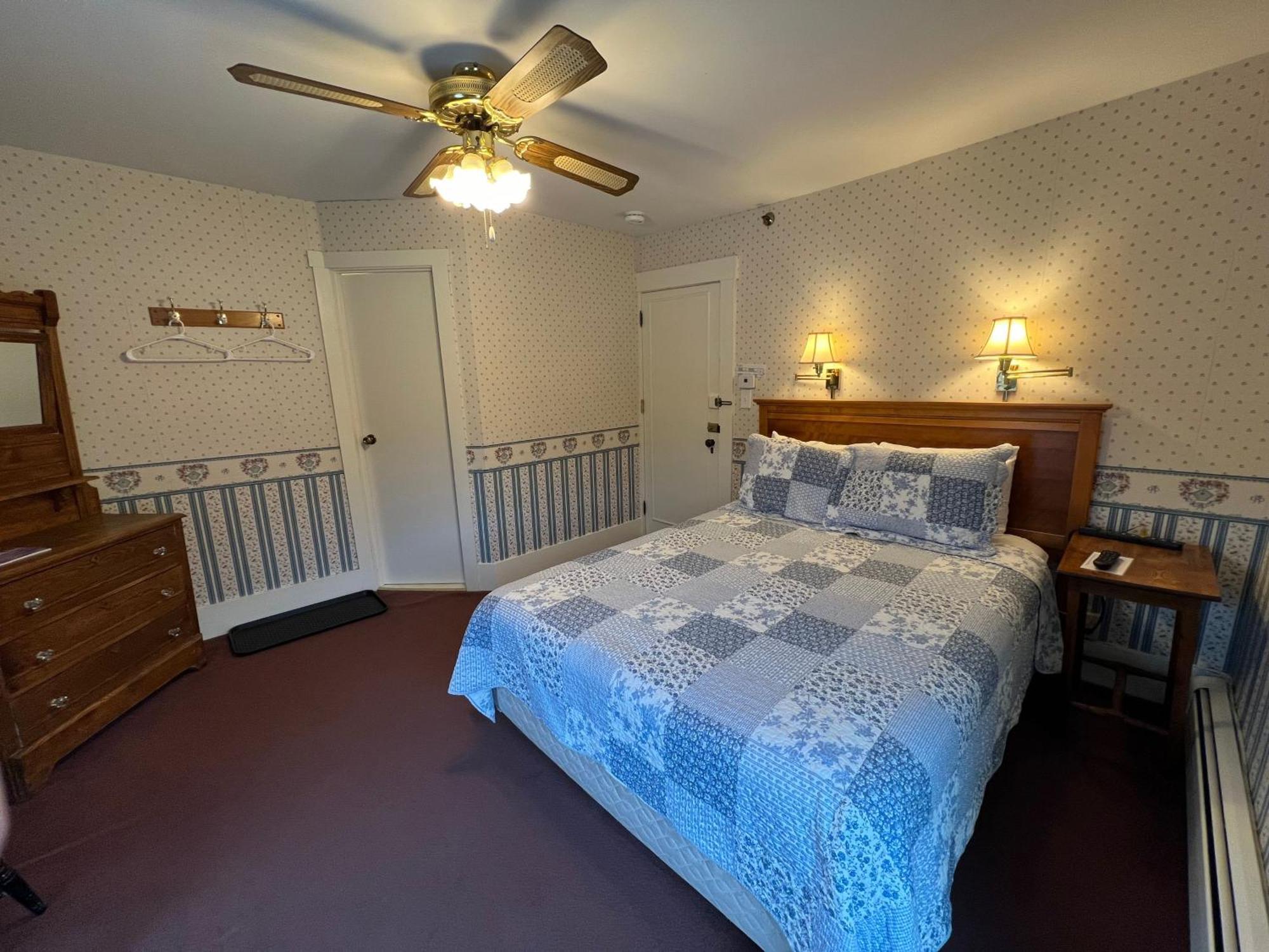 Echo Lake Inn (Adults Only) Plymouth Bagian luar foto