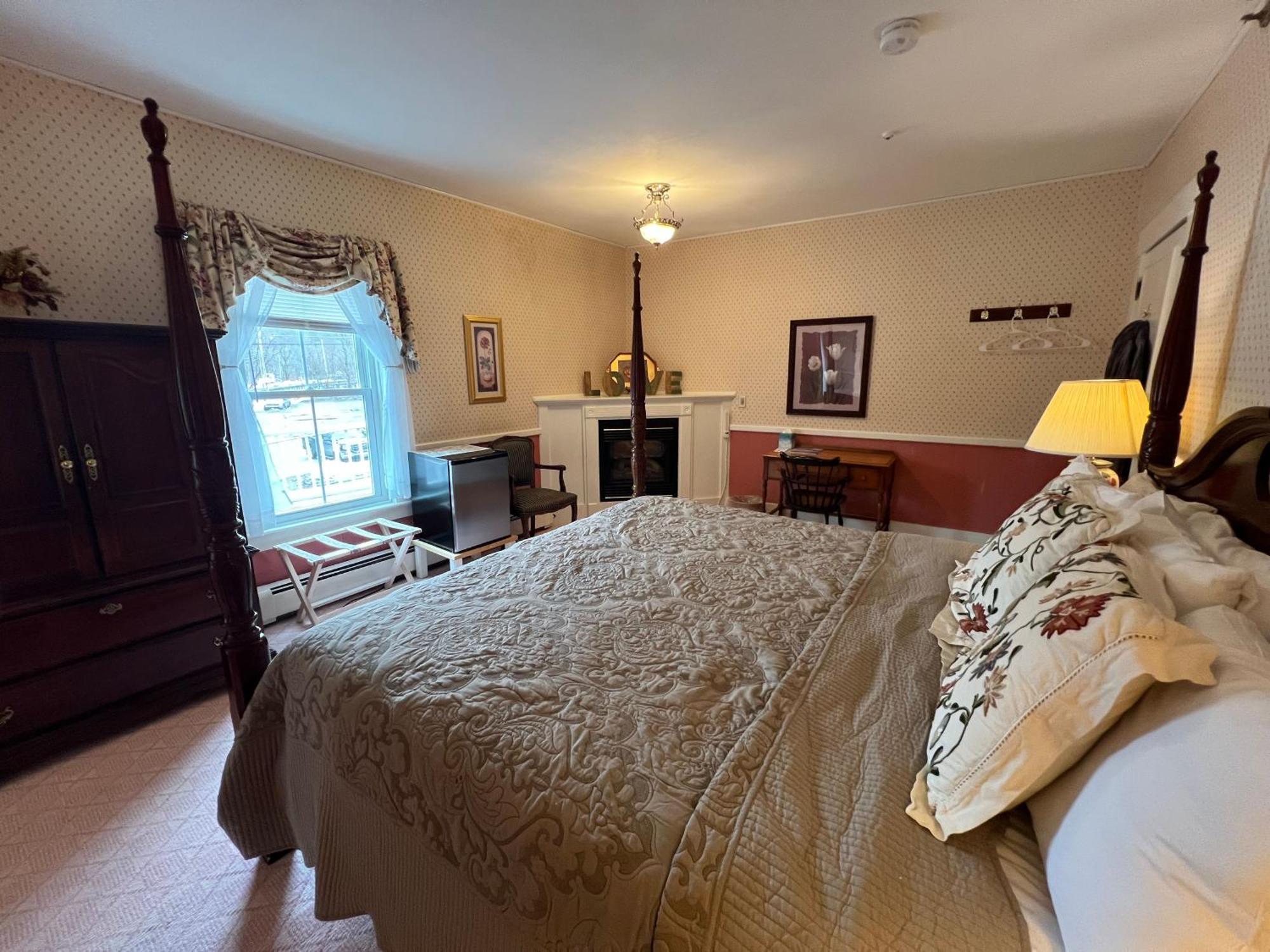 Echo Lake Inn (Adults Only) Plymouth Bagian luar foto