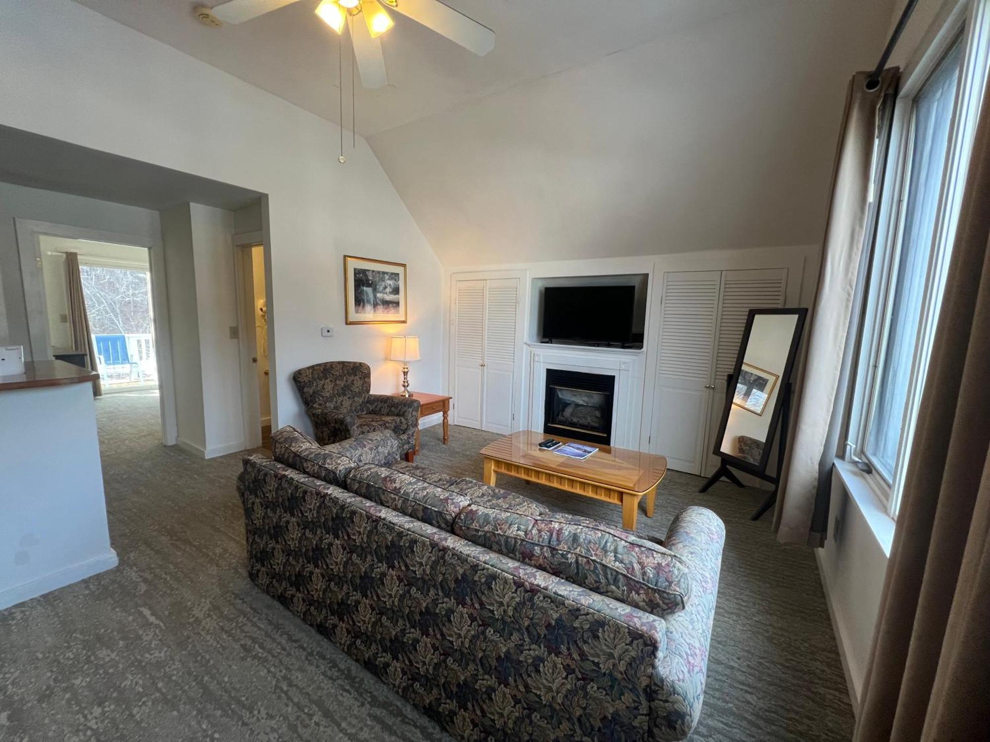 Echo Lake Inn (Adults Only) Plymouth Bagian luar foto